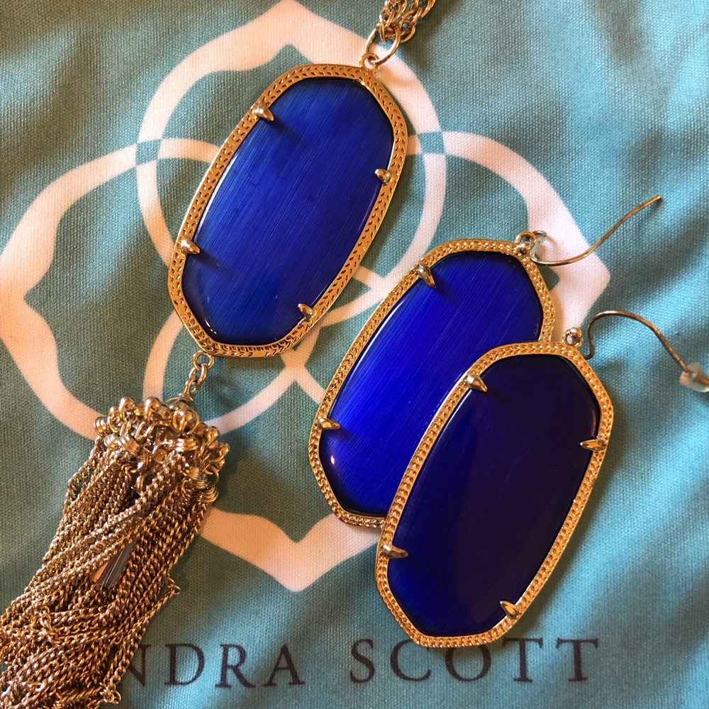 Blue Kendra Scott necklace/earring set.